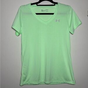 Under Armour Women's HeatGear Green V-Neck short sleeve size M